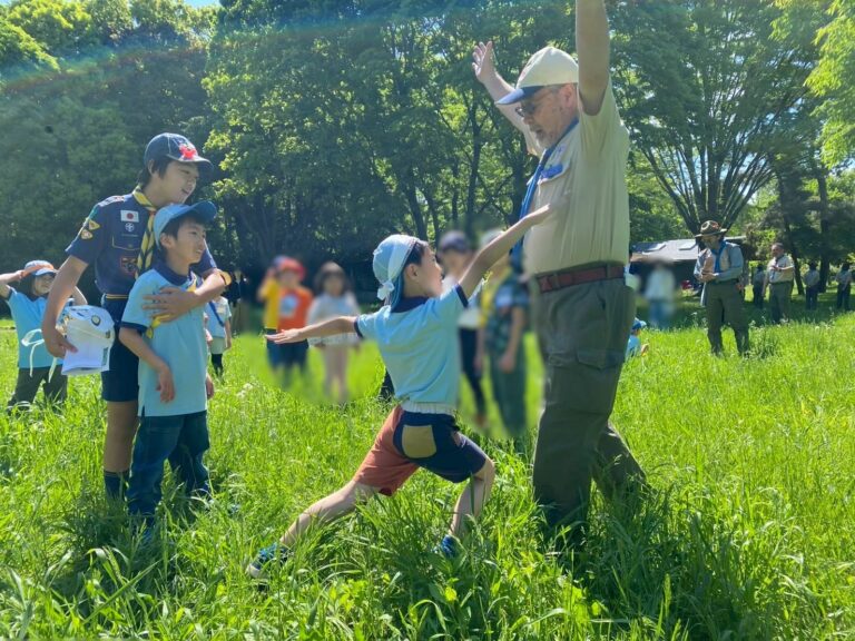 スカウトと遊ぶ副長